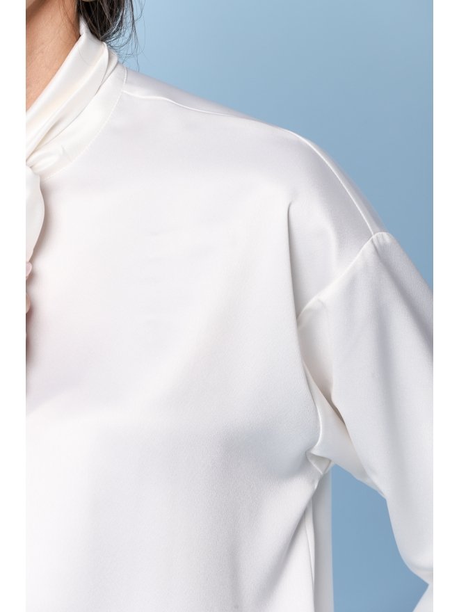 TGH CAMASA DIN SATIN JULIETTE CU MANSETE LATE SI FUNDA